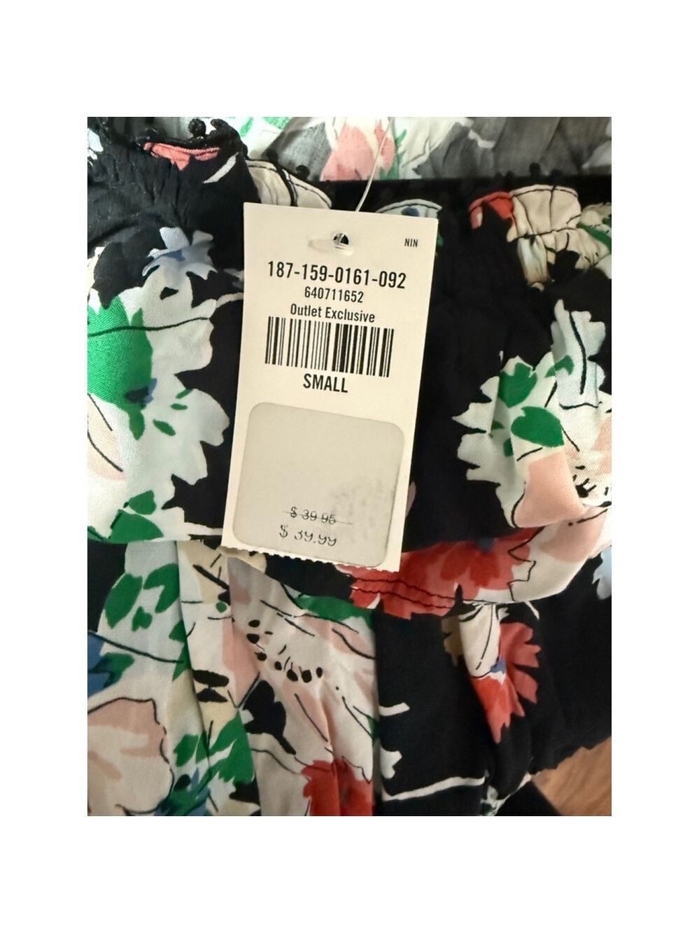 Women's Abercrombie & Fitch Romper Size S Black Floral - Picture 3 of 4